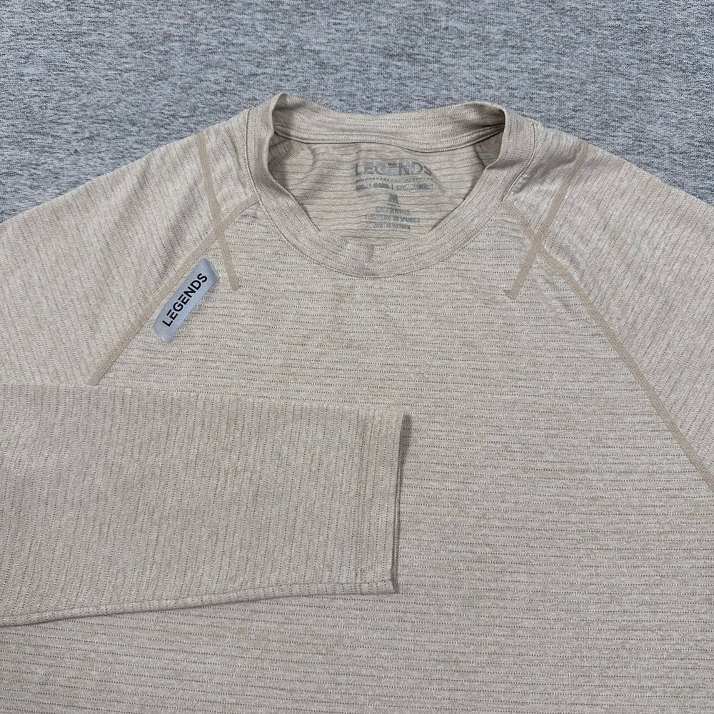 Legends Shirt Mens Medium Beige Enzo Long Sleeve Performance Gym Run Athletic
